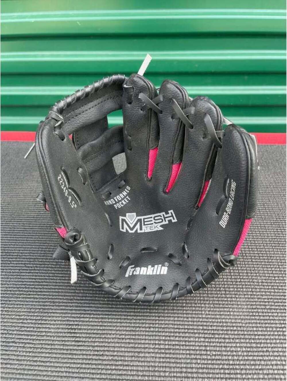 Franklin Mesh Tek 9.5" Baseball Glove